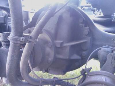 Meritor-Rockwell RS23160R293 Cutoff for a Mack Manufacturer REAR SINGLE AXLE