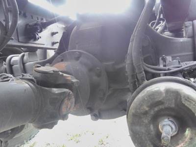 Meritor-Rockwell RS23160R538 Cutoff for a Freightliner M2 106