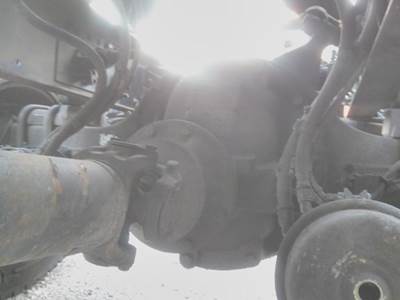 Meritor-Rockwell RS23160R538 Cutoff for a Freightliner M2 106