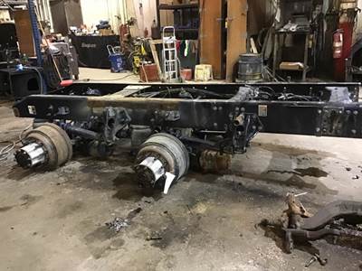 Paccar MV2014PRTBD Cutoff for a Paccar LOW AIR RIDE