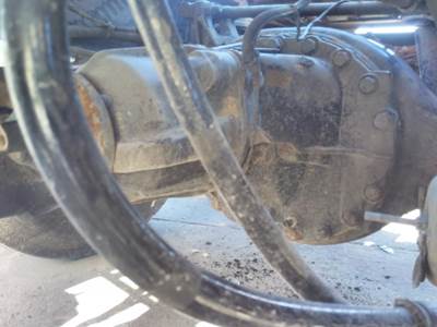 Paccar MV2014PR285 Cutoff for a Paccar LOW AIR RIDE