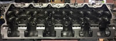 Caterpillar C15 Cylinder Head for a CAT C15 (SINGLE TURBO)