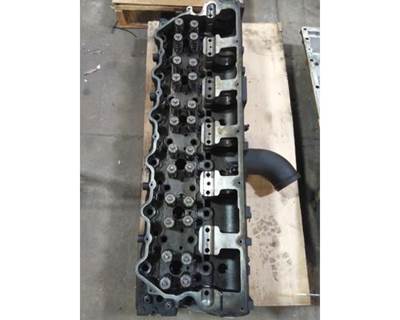Caterpillar C15 Cylinder Head for a CAT C15