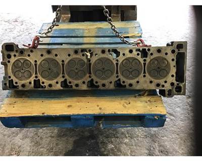 Detroit DD13 Cylinder Head
