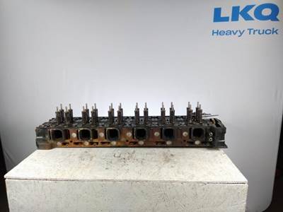 Detroit DD15 Cylinder Head