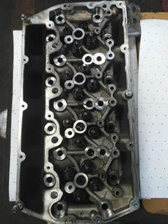 Ford Right Cylinder Head for a Ford 6.9