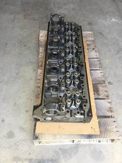 Volvo VED12 Cylinder Head for a Volvo VED12 400 HP AND ABOVE