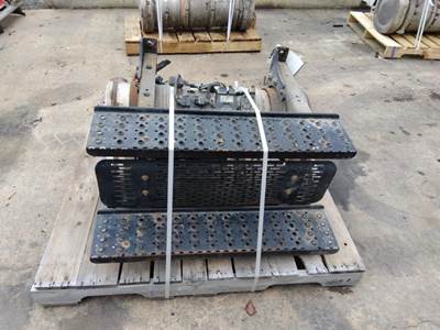 Cummins ISB 6.7L DPF Assembly for a Cummins ISB-CR-6.7 (REAR GEAR)