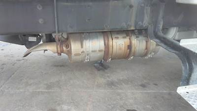 Cummins ISB 6.7L Right DPF Assembly for a Cummins ISB-CR-6.7 (REAR GEAR)