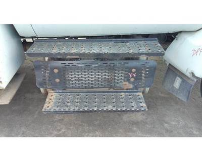 Cummins ISB Right DPF Assembly for a Cummins ISB-CR-6.7