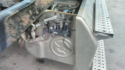 Detroit DD13 DPF Assembly