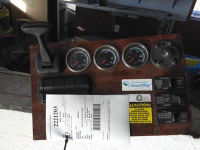 Freightliner Cascadia Evolution Dash Panel