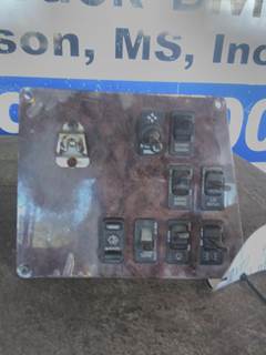 International 9200i Dash Panel