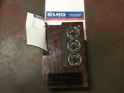 International 9200i Dash Panel