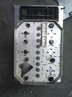 International 9200i Dash Panel