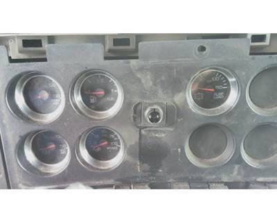 2007 Kenworth T600B Right Dash Panel with AIR/FUEL/Brake/Suspension Gauges