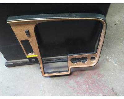 2013 Kenworth T680 Woodgrain Dash Panel