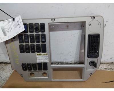 Mack Pinnacle CXU613 Dash Panel for a Mack CXU613