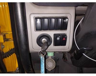 Used 2019 Peterbilt 579 Center Dash Panel