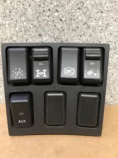 Volvo VNL Dash Panel