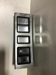 Volvo VNL Dash Panel