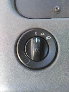 Freightliner Cascadia 113 Headlamp Switch for a Freightliner CASCADIA 113 2018UP