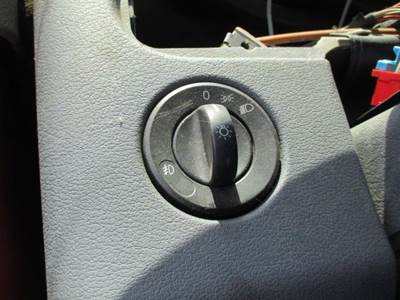 Freightliner Cascadia 125 Left Headlamp Switch