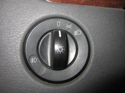 Freightliner Cascadia 125 Headlamp Switch