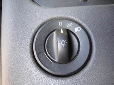 Freightliner Cascadia 125 Headlamp Switch