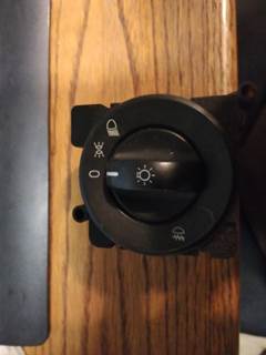 Freightliner Cascadia 125 Headlamp Switch