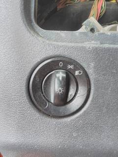 Freightliner Cascadia 125 Headlamp Switch