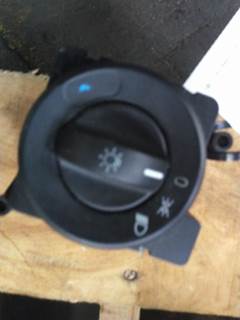 Freightliner Cascadia 126 Headlamp Switch