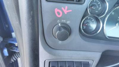 Peterbilt 579 Headlamp Switch
