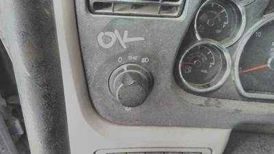 Peterbilt 579 Left Headlamp Switch
