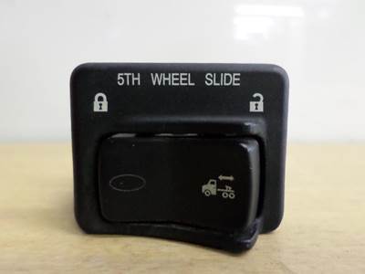 Peterbilt 579 Fifth Wheel Slide Switch