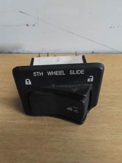 Peterbilt 579 Fifth Wheel Slide Switch