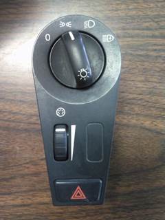 Volvo VNL Headlamp Switch