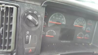 Volvo VNL Headlamp Switch