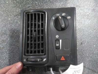 Volvo VNM Headlamp Switch