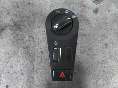 Volvo VNM Headlamp Switch