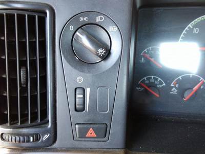 Volvo VNM Dashboard Switch