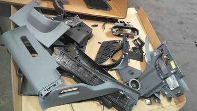 Ford F-750 Dashboard Assembly for a Ford F750SD (SUPER DUTY)