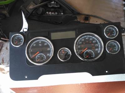 Freightliner Cascadia 125 Dashboard Assembly