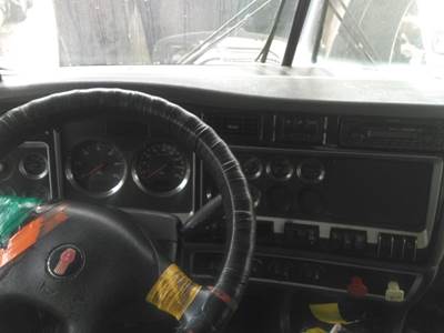 Kenworth T660 Dashboard Assembly