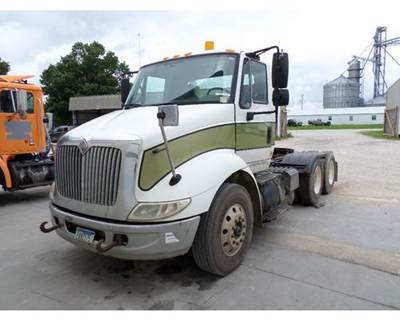 International 8600 Day Cab Truck