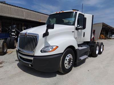 International LT Day Cab Truck