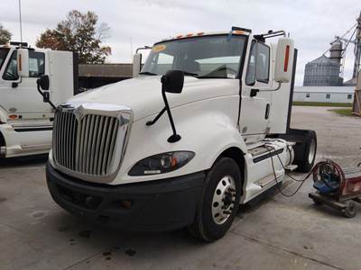 International ProStar Day Cab Truck