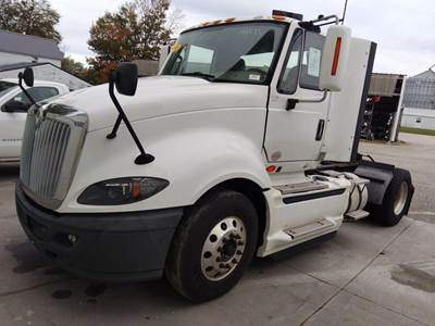 International ProStar Day Cab Truck