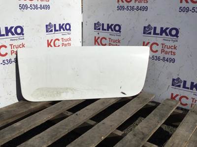 Peterbilt 387 Deck Plate / Catwalk