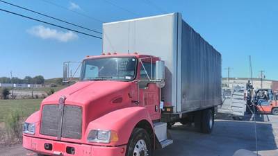 Kenworth T300 Box Truck